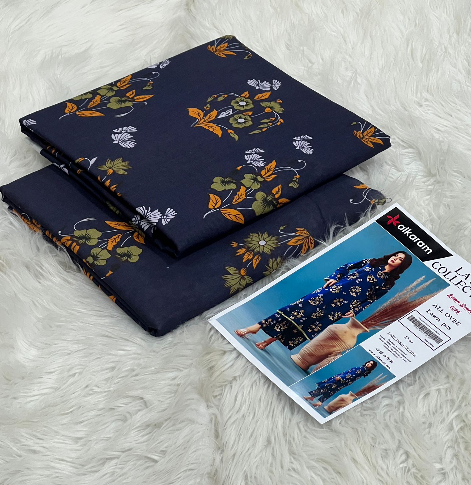 Alkaram 2pcs lawn suit